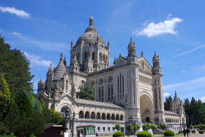 Lisieux : Basilique