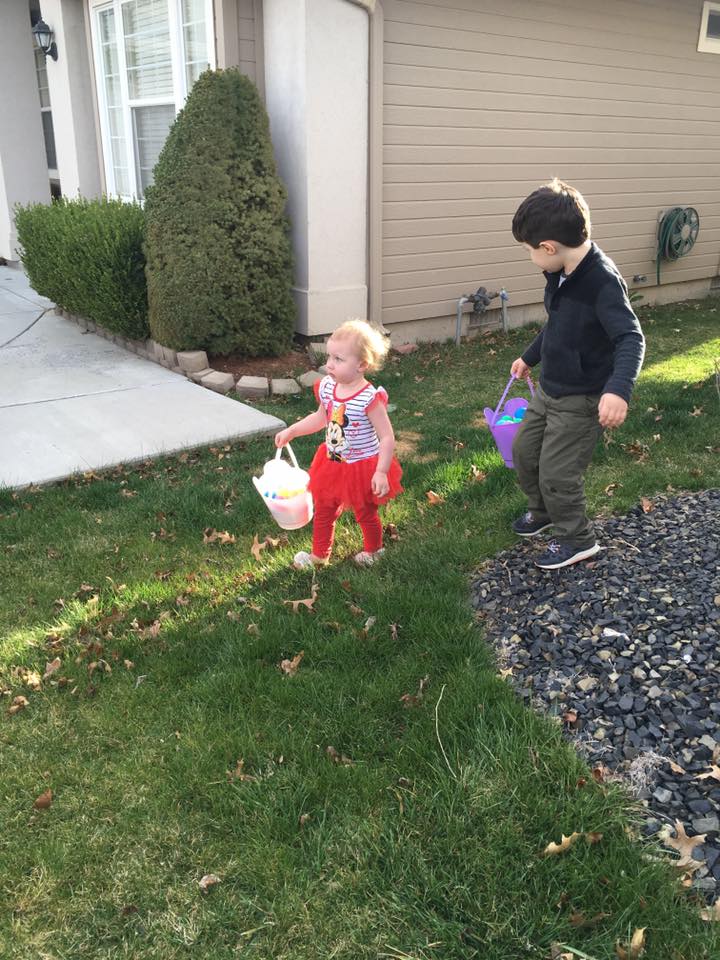 Her cousin was so sweet at showing her the ropes!