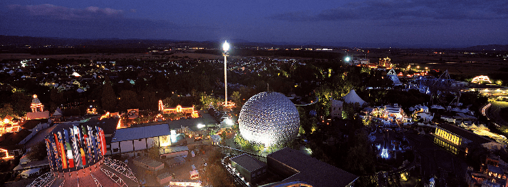 Foto: Europa-Park, Panorama bei Nacht