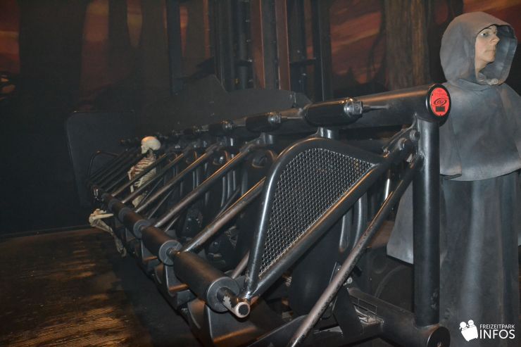 Foto: Freizeitparkinfos.de, Hamburg Dungeon, Drop Dead - Freifallturm