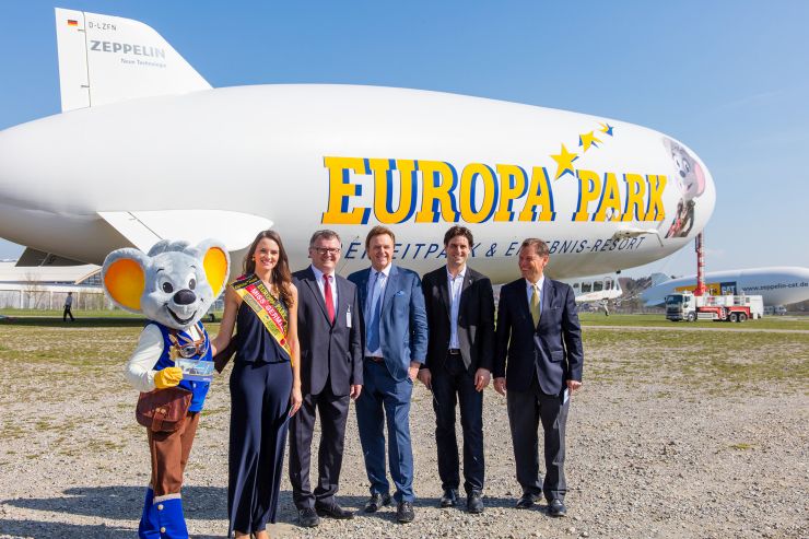 Foto: Europa-Park - Ed Euromaus, Miss Germany, Andreas Brand, Roland Mack, Thomas Mack und Thomas Brandt
