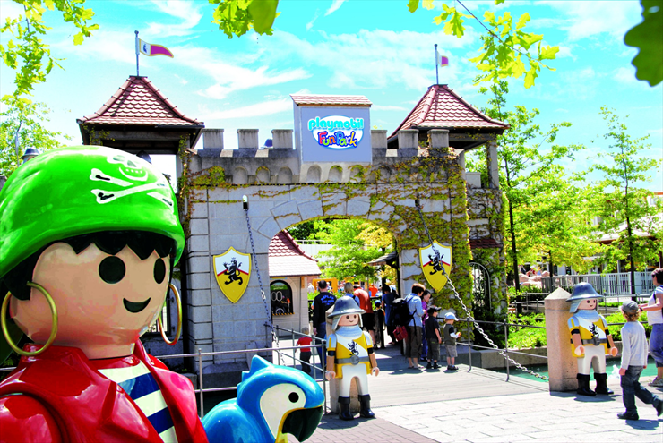 Foto: PLAYMOBIL-FunPark, Eingang FunPark