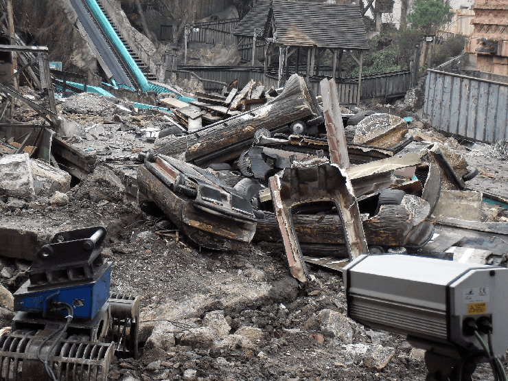 Foto: Ricky Lesslich, Abriss der beiden Wildwasserbahnen
