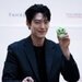 Kim Woo Bin Diam-Diam Traktir Fans Makan Malam