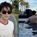 Liburan Seru Lee Jong Suk: Pamer Punggung Kekar di Pantai!