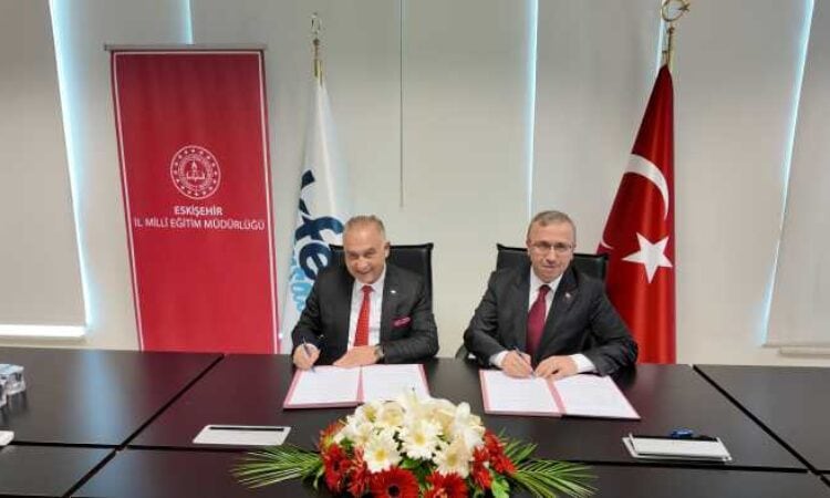 Eskişehir’de eğitime örnek model: 1000 bilgisayarla dijital eşitliğe destek