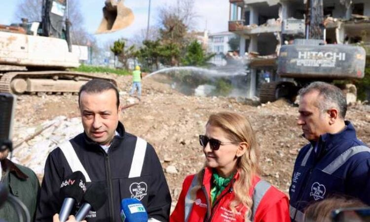 E sınıfı Yüksek Riskli binanın yıkımı gerçekleşti