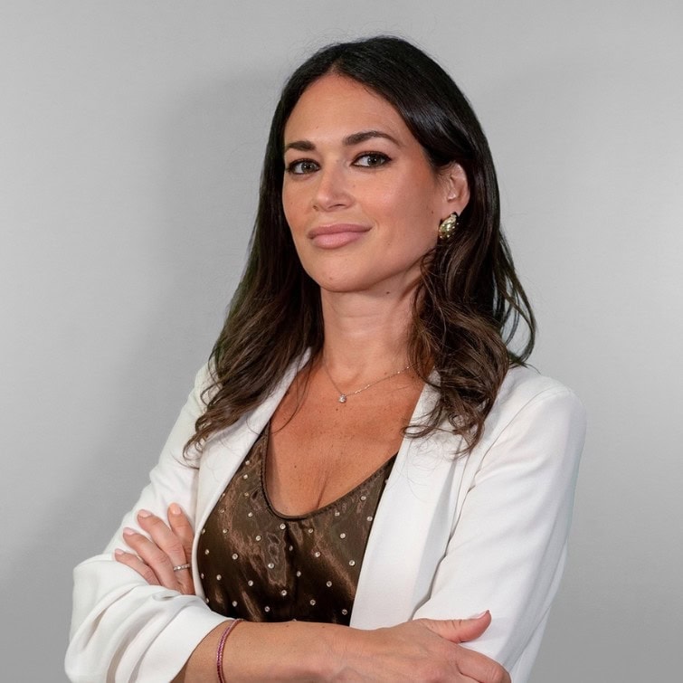 Isabel Flores