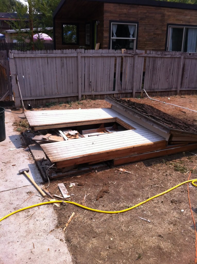 and it was on the ground in a matter of hours.  Making room for our next project which hopefully James will be doing a post on soon!  He's scared to post... so be friendly!  (He's not really scared, I'm just giving him a hard time cause he's very pokey about it, really it's his idea though, he should share his project!)