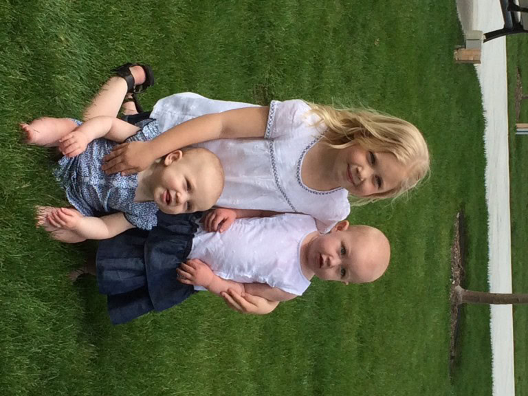 The 'little' girl cousins, there is one missing.