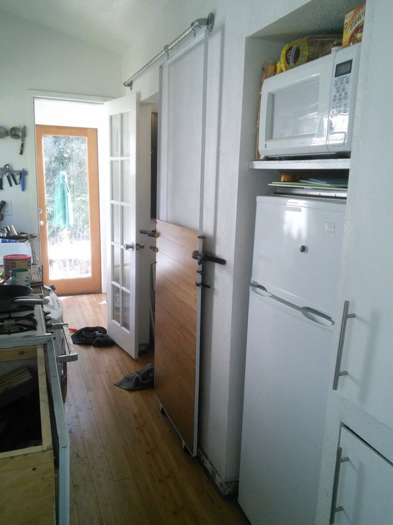 Starting the door... I'll admit, the project got a little out of hand, there was nothing wrong with the old door other than it didnt match the new floors, and I am a bit protective of aesthetics!  they are important!