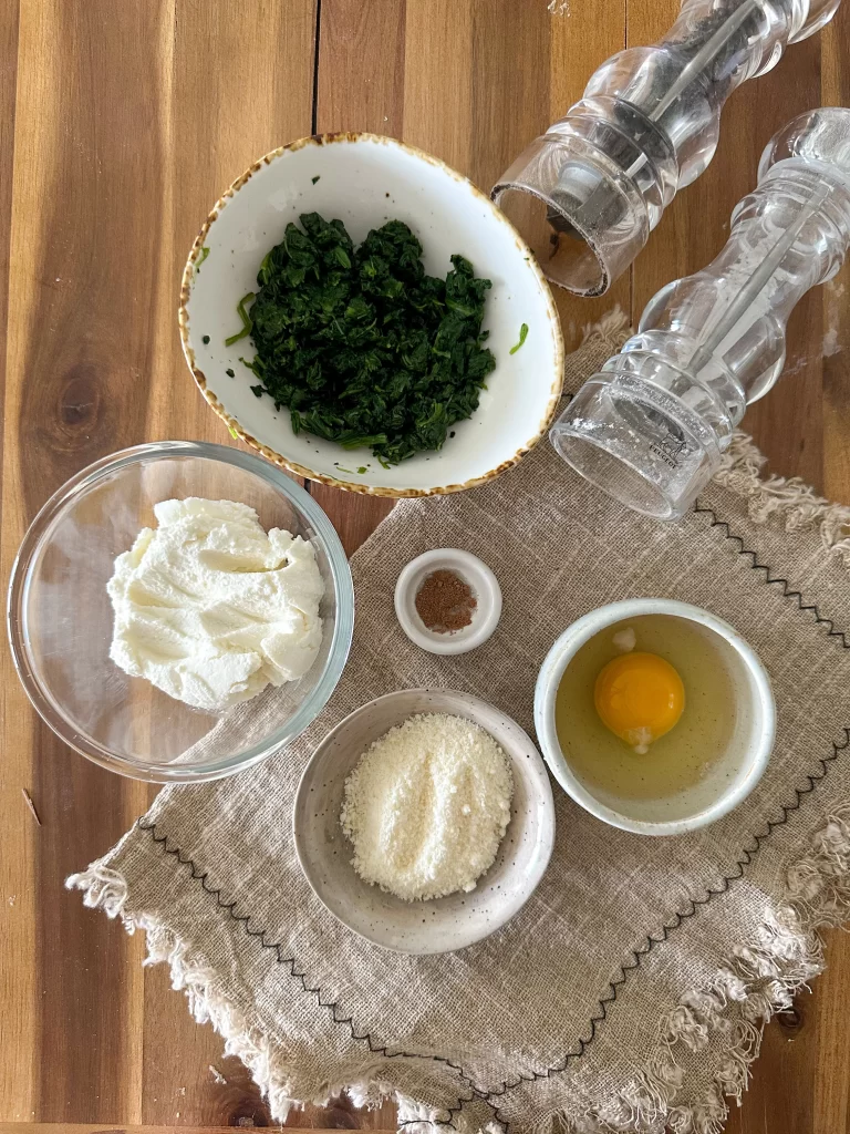 Ravioli recipe with ricotta and spinach filling ingredients