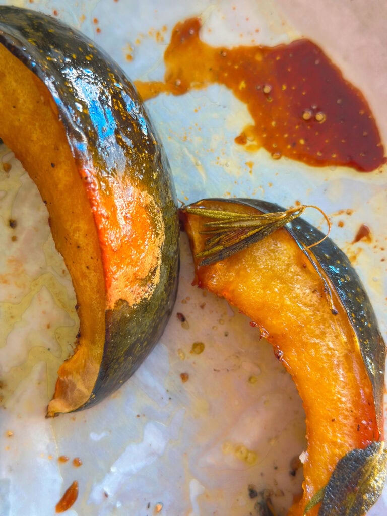 Maple roasted acorn squash