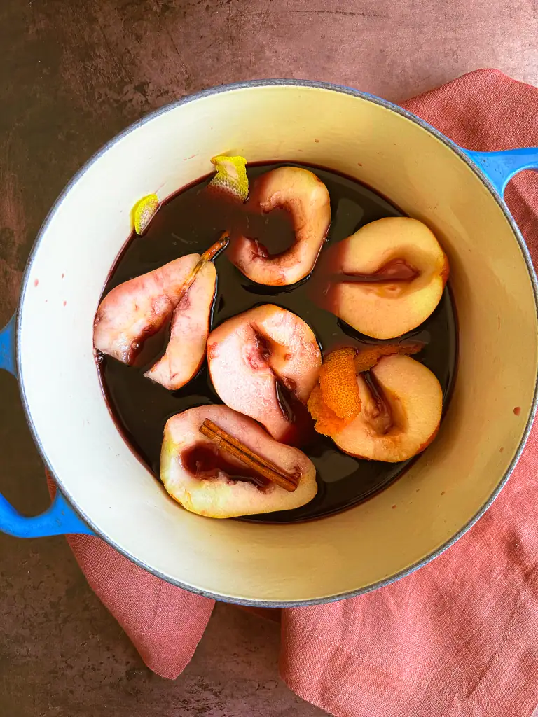 Pears in the pot with wine