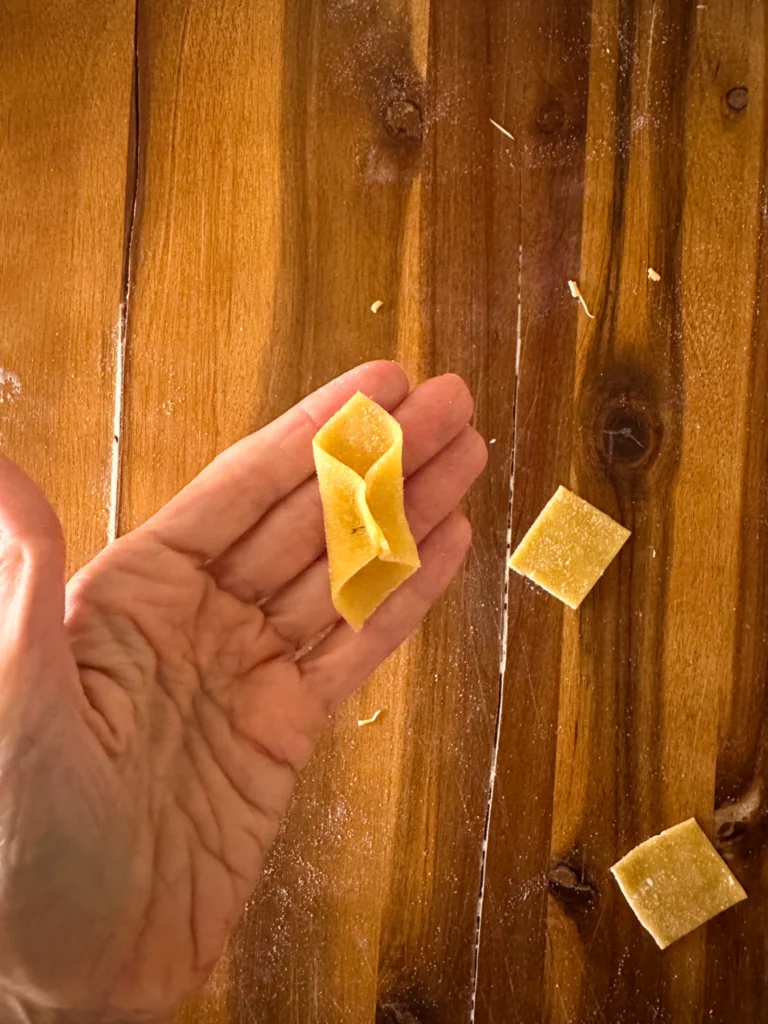 first step: pinching the corner together