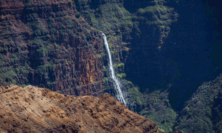 Discover the 7 Best Waterfalls in Oahu: Hiking in Paradise