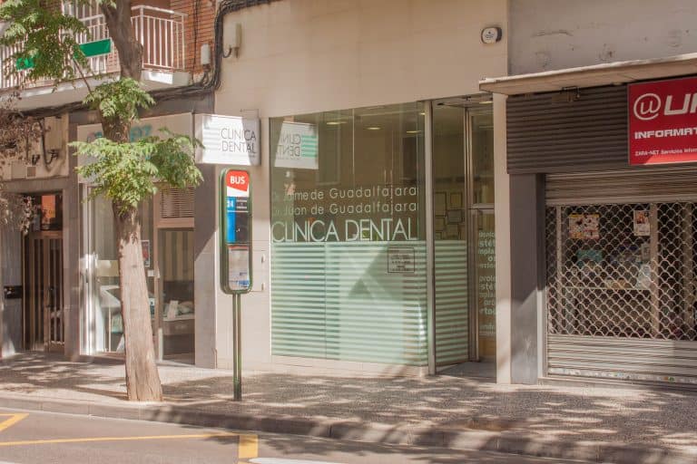 consulta dental en zaragoza delicias