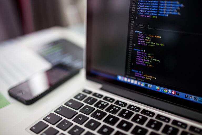 What to Look for in a Prevailing Wage Software and How HCM TradeSeal Can Help