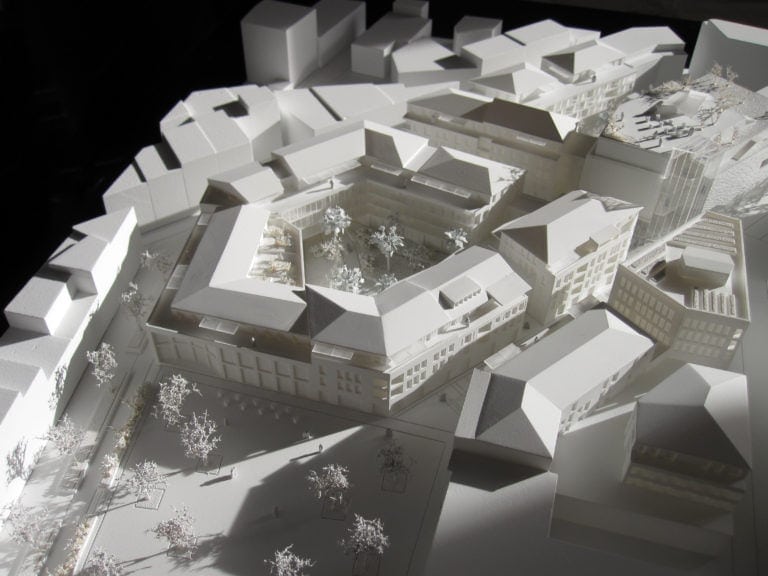 Maquette blanche du quartier Marenda lacan à Antibes par Brenac et Gonzalez