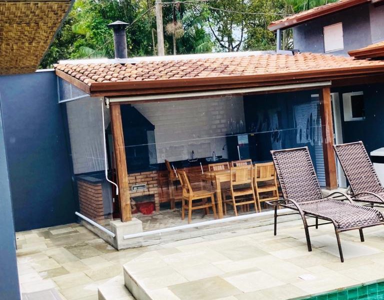 Benefícios de Ter uma Cobertura para Proteção contra Sol e Chuva-07-2023