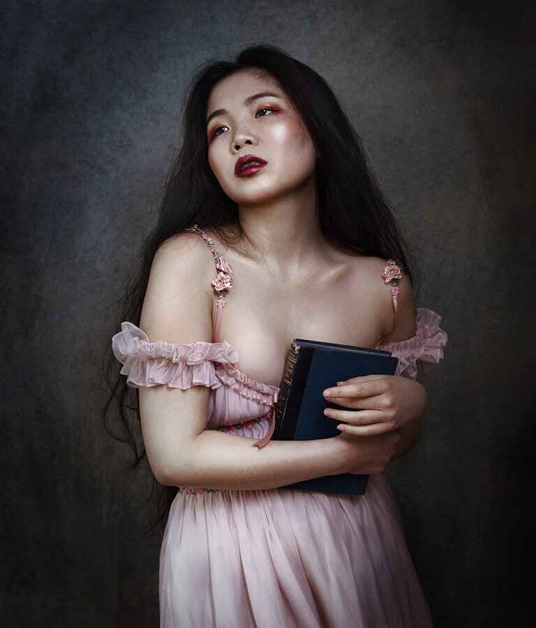 Yinsey Wang - Self-portraite Photography - 11