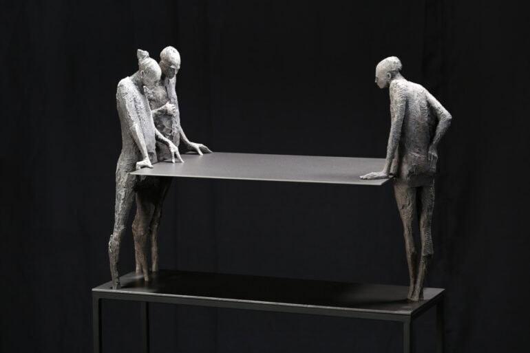 Max Leiva - Figurative Sculpture - 13