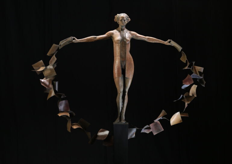Max Leiva - Figurative Sculpture - 11