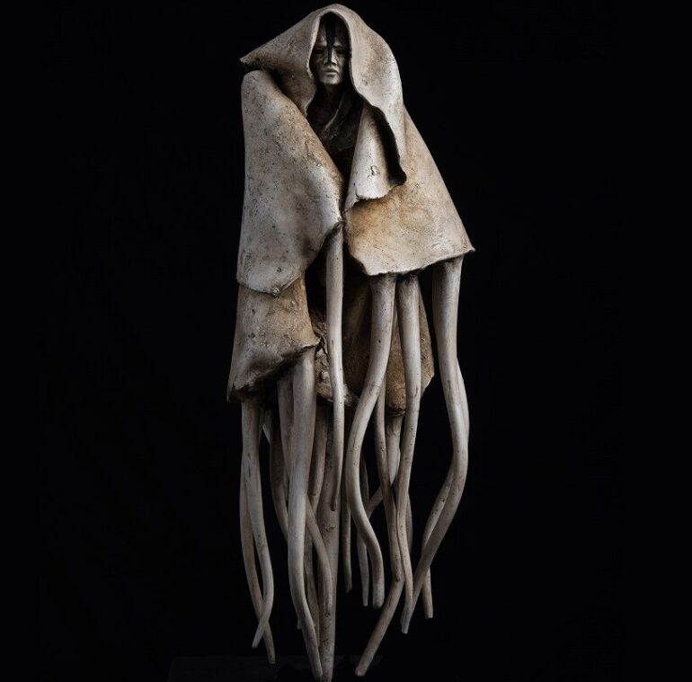 Yoann Penard - Figurative Sculpture - 24