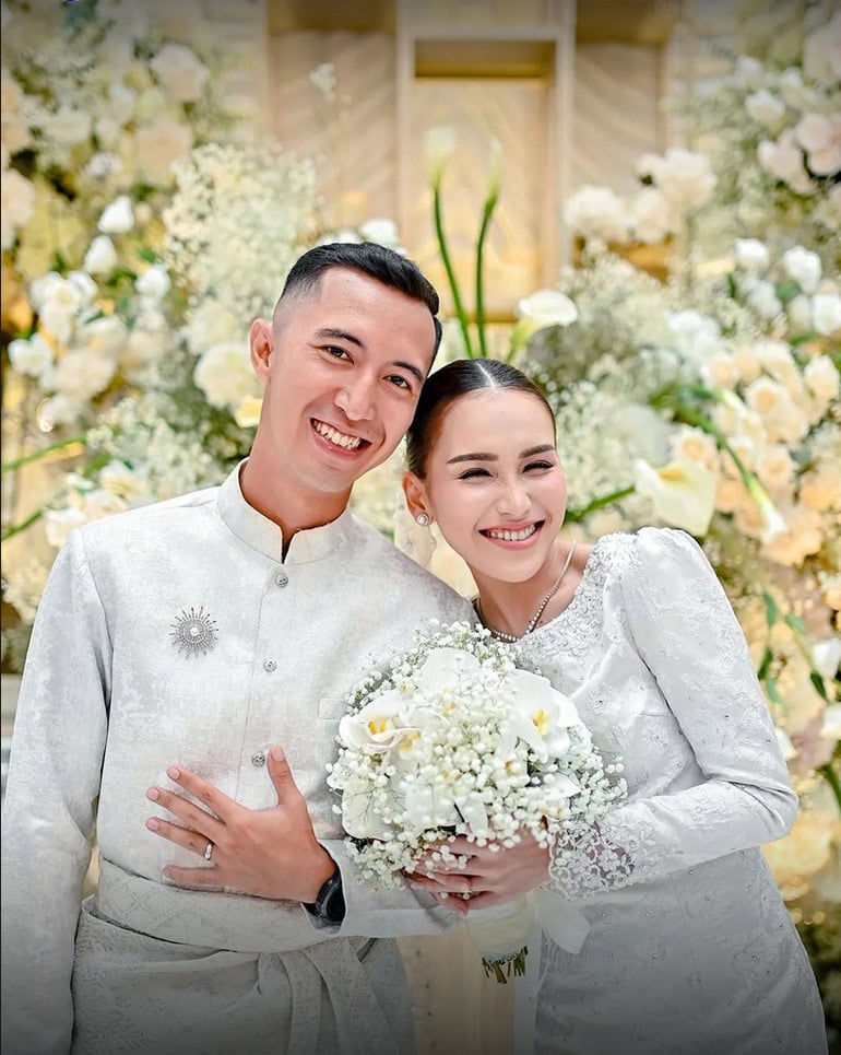 Penyebab Ayu Ting Ting Batal Nikah