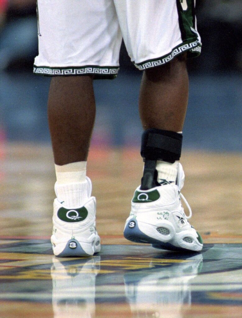 Green Toe Reebok Question