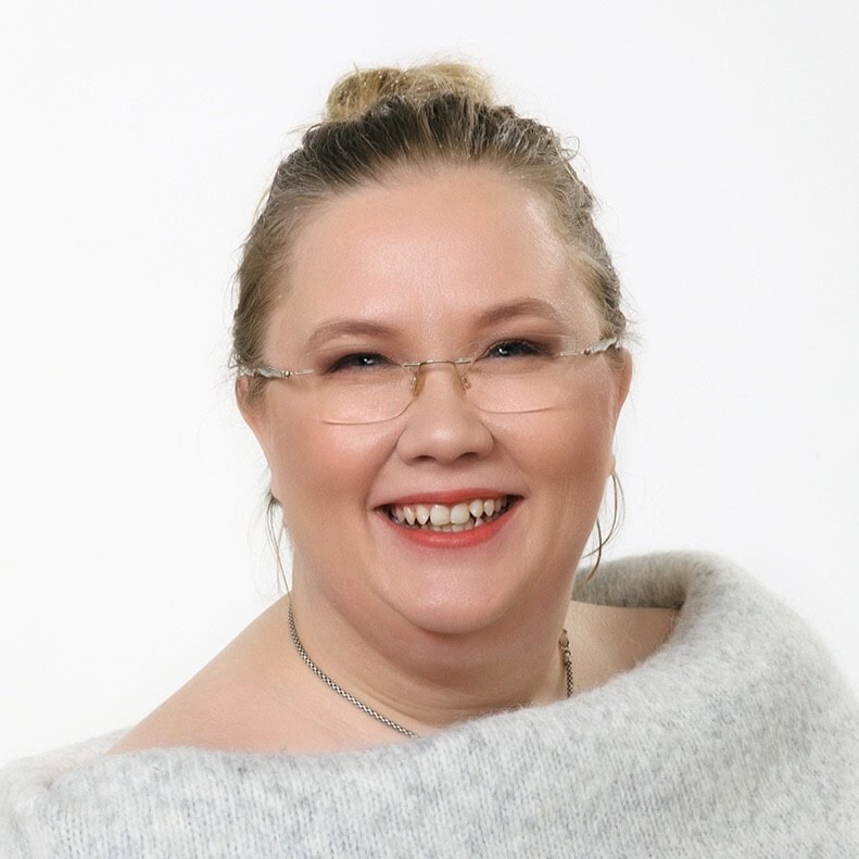 Illustrative picture of leadership and Organizational agility track