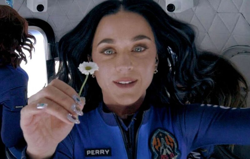 tourisme spatial vignette Bon Pote Katy Perry