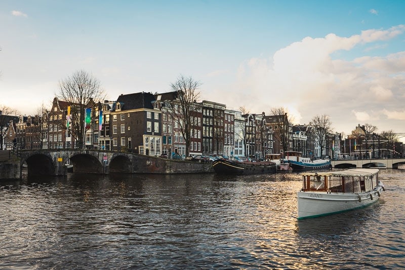 Boot huren grachten Amsterdam Boot huren grachten Amsterdam - Rederij Prinsengracht