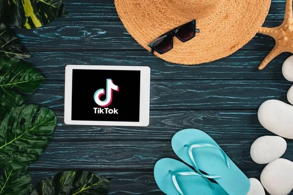 select product on tiktok