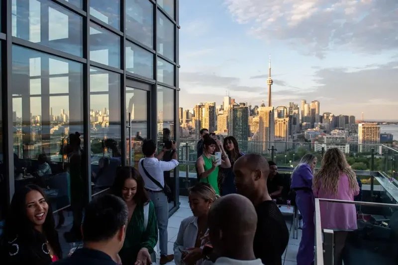 Valerie Rooftop Pool On Top of Hotel X Bottle Service and Guestlist