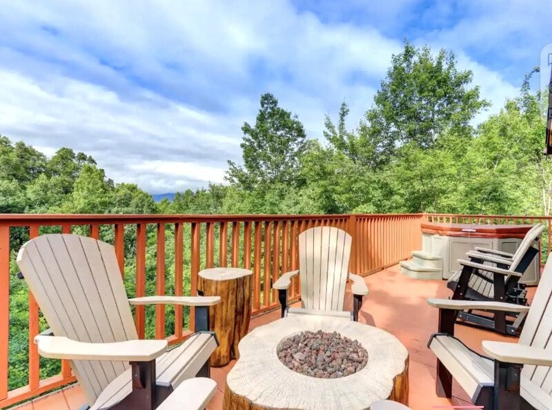 Cabin Owner in the Smokies? Here're Trends, Stats & How to Stand Out Amidst Fierce Competition