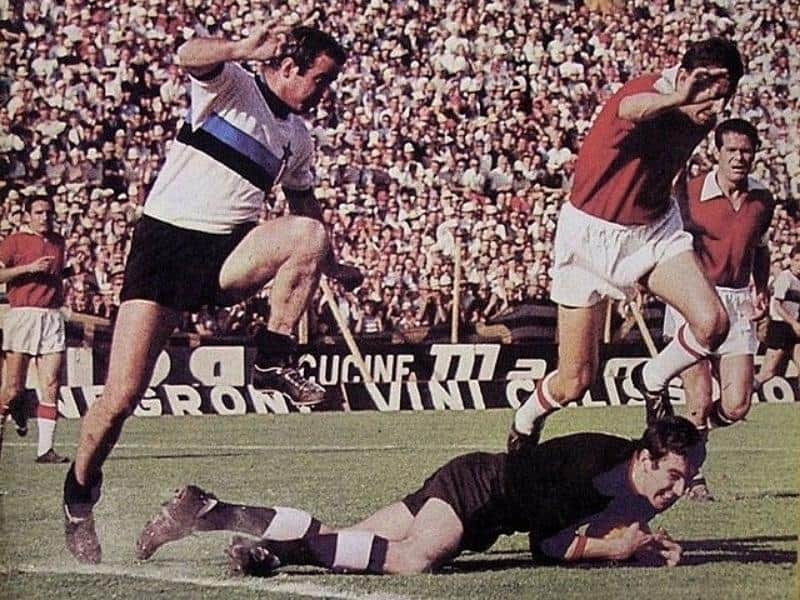 1966–67 Serie A AC Mantova v Inter Milan Mario Corso and Dino Zoff ○ Soccer Players With The Number 1 (The Best Keepers!) 1966–67 Serie A AC Mantova v Inter Milan Mario Corso and Dino Zoff
