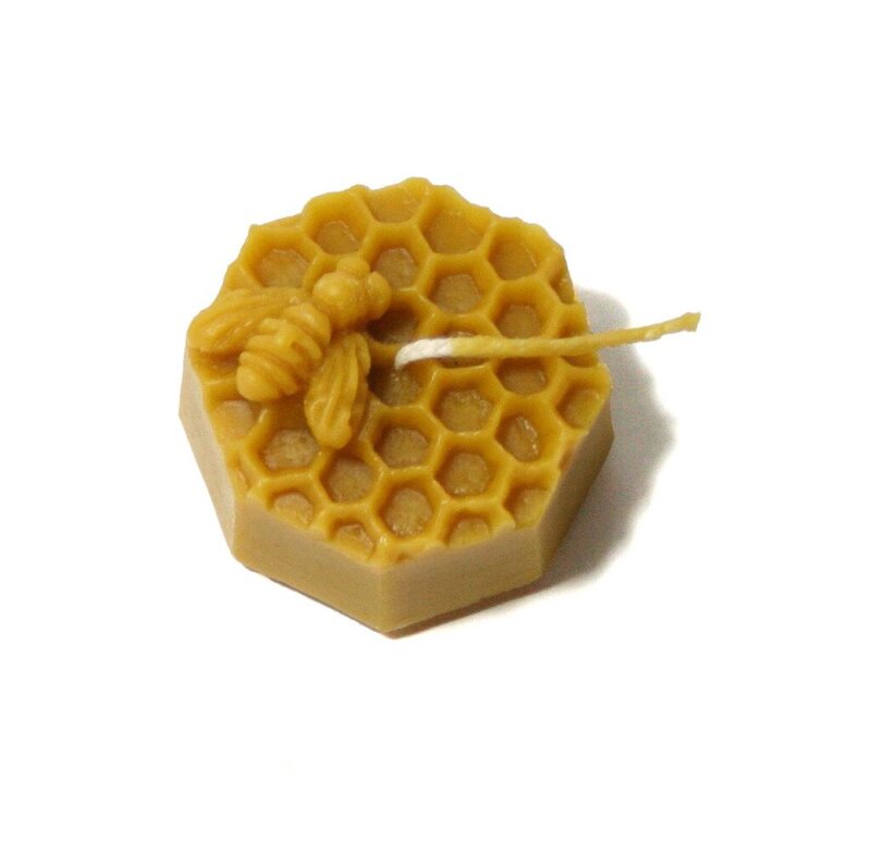 Świeca - pszczoła na plastrze