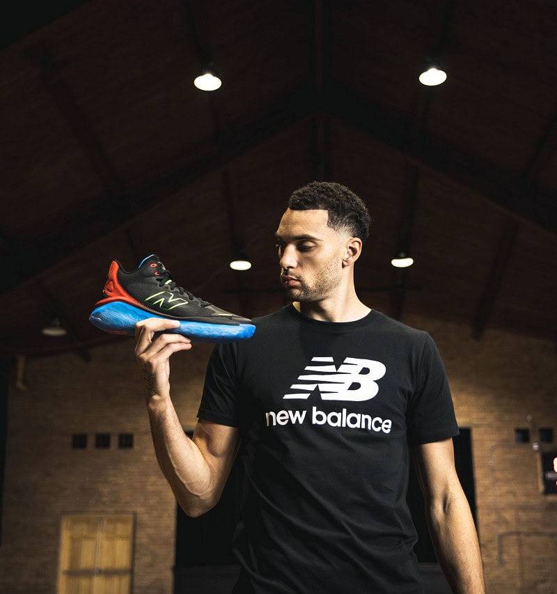 Which basketball shoes Zach LaVine wore