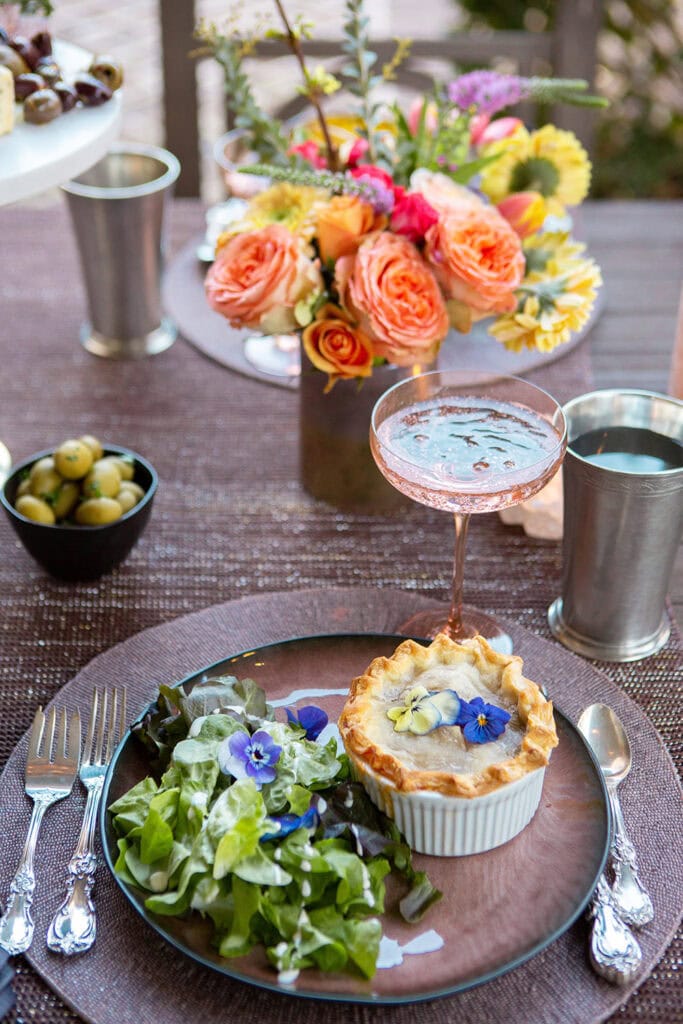 spring entertaining tablescape
