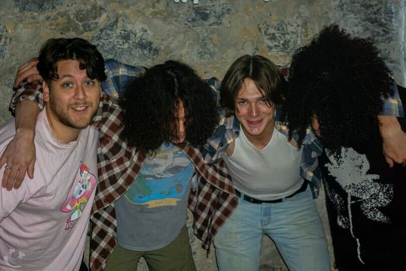 “My whole existence is for your amusement. And that is why I’m here with you.” : An Interview with Maryland’s Papercuts