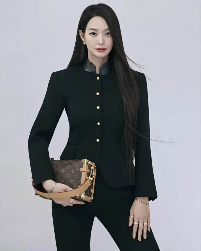 Shin Min Ah duta Louis Vuitton