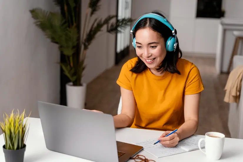 Kunci Percaya Diri Berkomunikasi Global Bersama EF EFEKTA English for Adults
