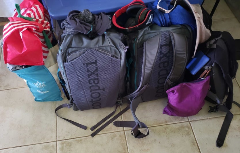 https://sp-ao.shortpixel.ai/client/to_auto,q_glossy,ret_img,w_834,h_532/https://www.trailingaway.com/wp-content/uploads/2020/01/hawaii-packing-list-carry-ons-4-834x532.jpg