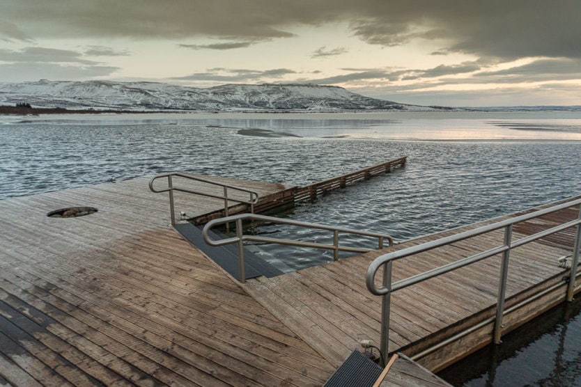 lake laugavatn entry at laugarvatn fontana with mountain views