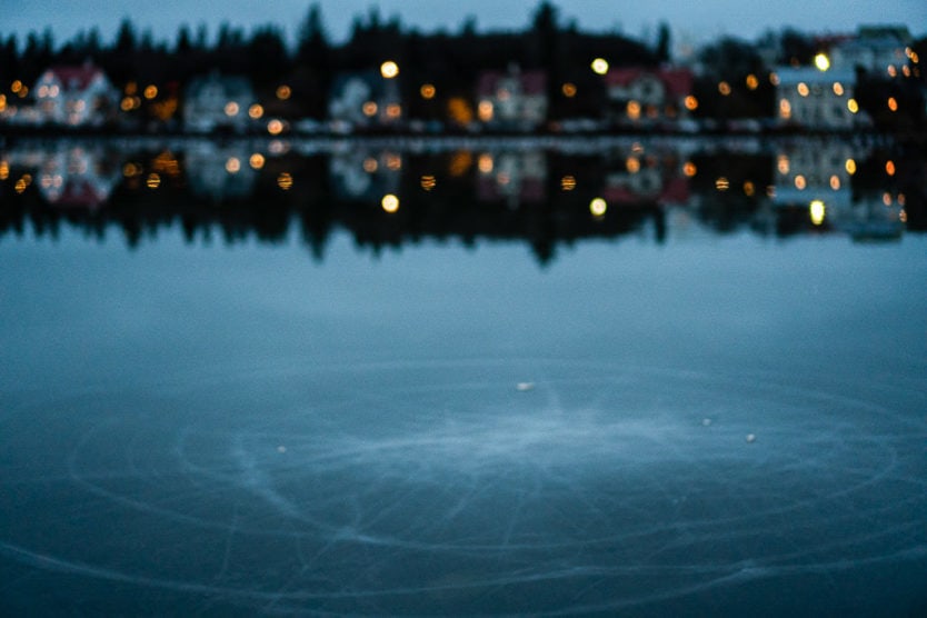 winter in iceland | dowtown reykjavik frozen lake