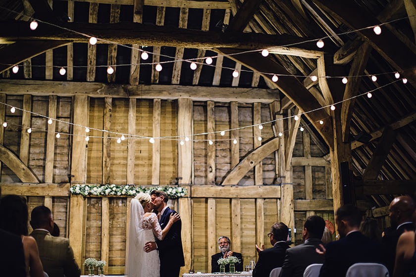 the-priory-barn-wedding-09