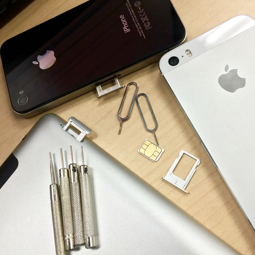 iPhoneとSIM