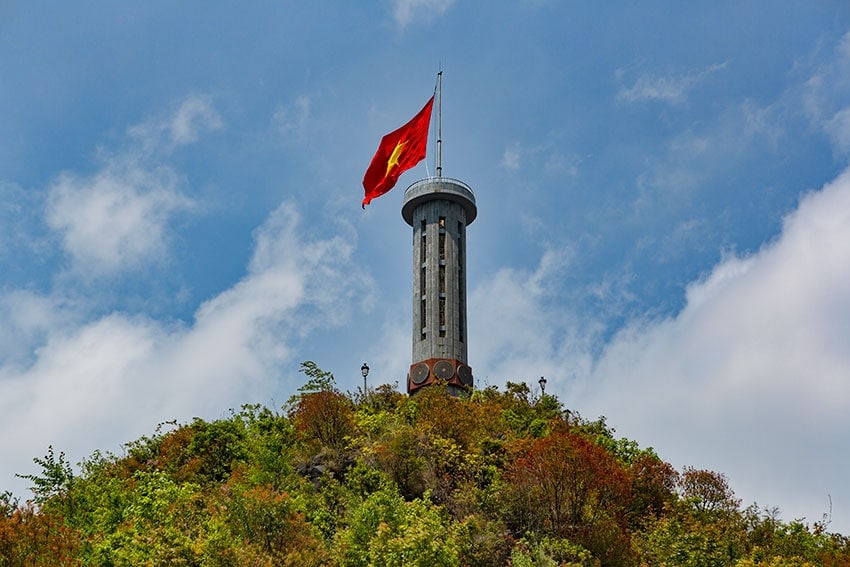 Lung Cu Flagpole