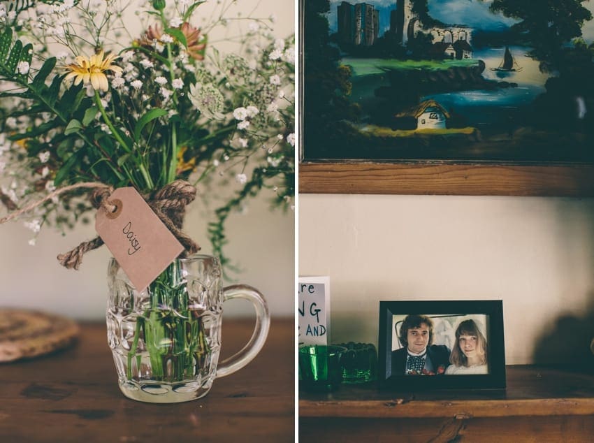 Wedding flowers and parents on wedding day